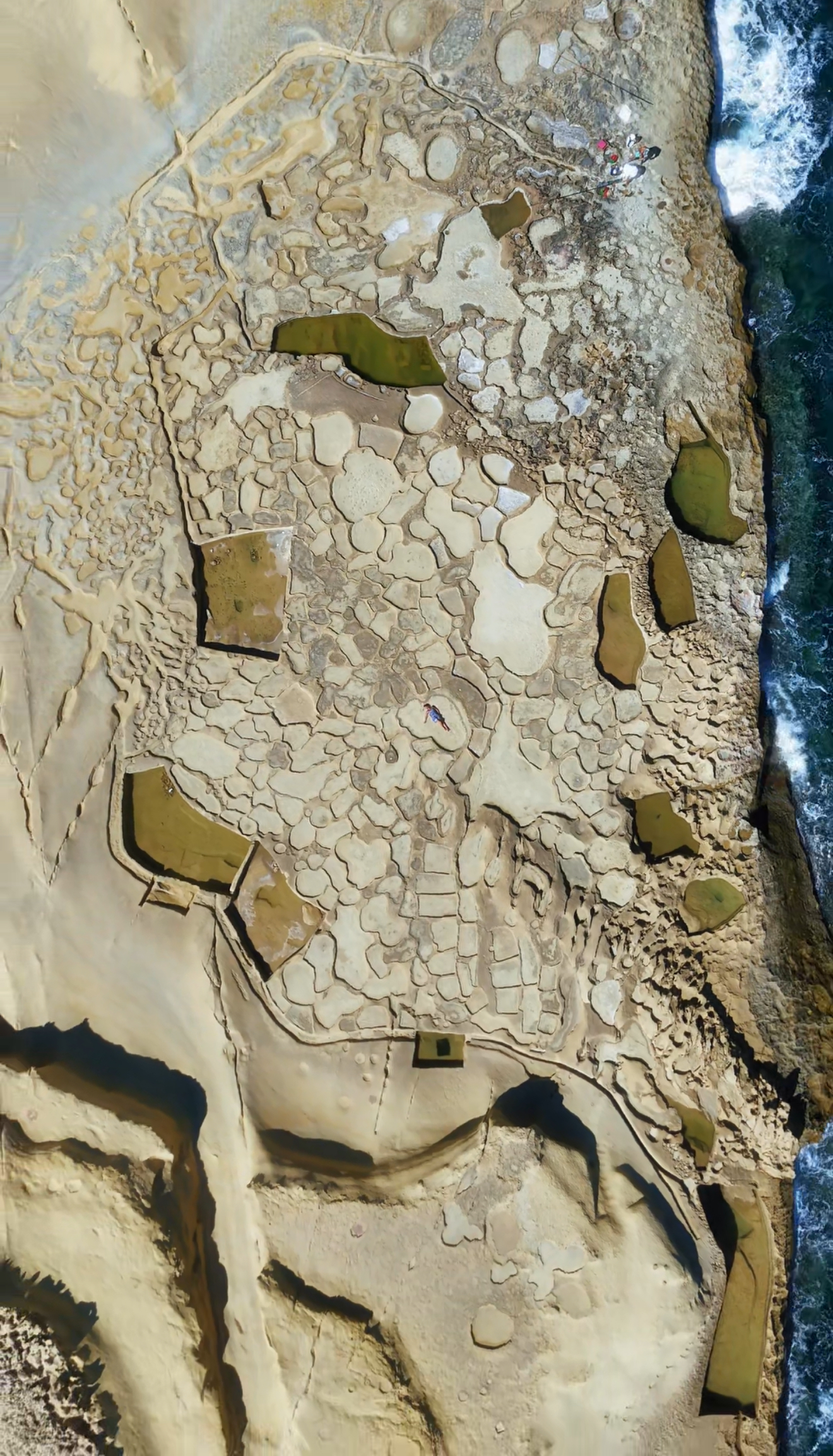Xwejni Salt Pans, Gozo